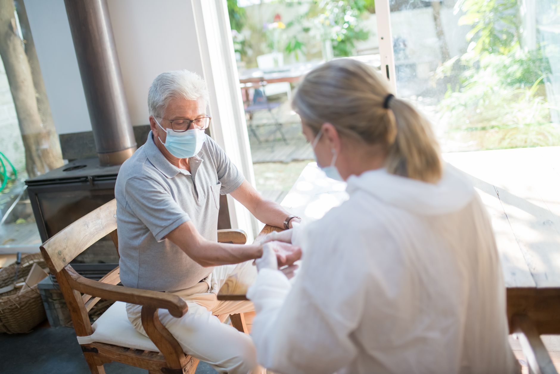 Infirmière à domicile équipe à Antony